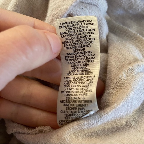 DKNY women’s cream coloured sweatshirt in  size‎ x-small - Picture 9 of 9